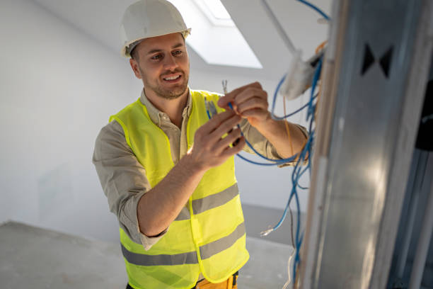 Best Licensed Electrician  in Lake Mills, WI